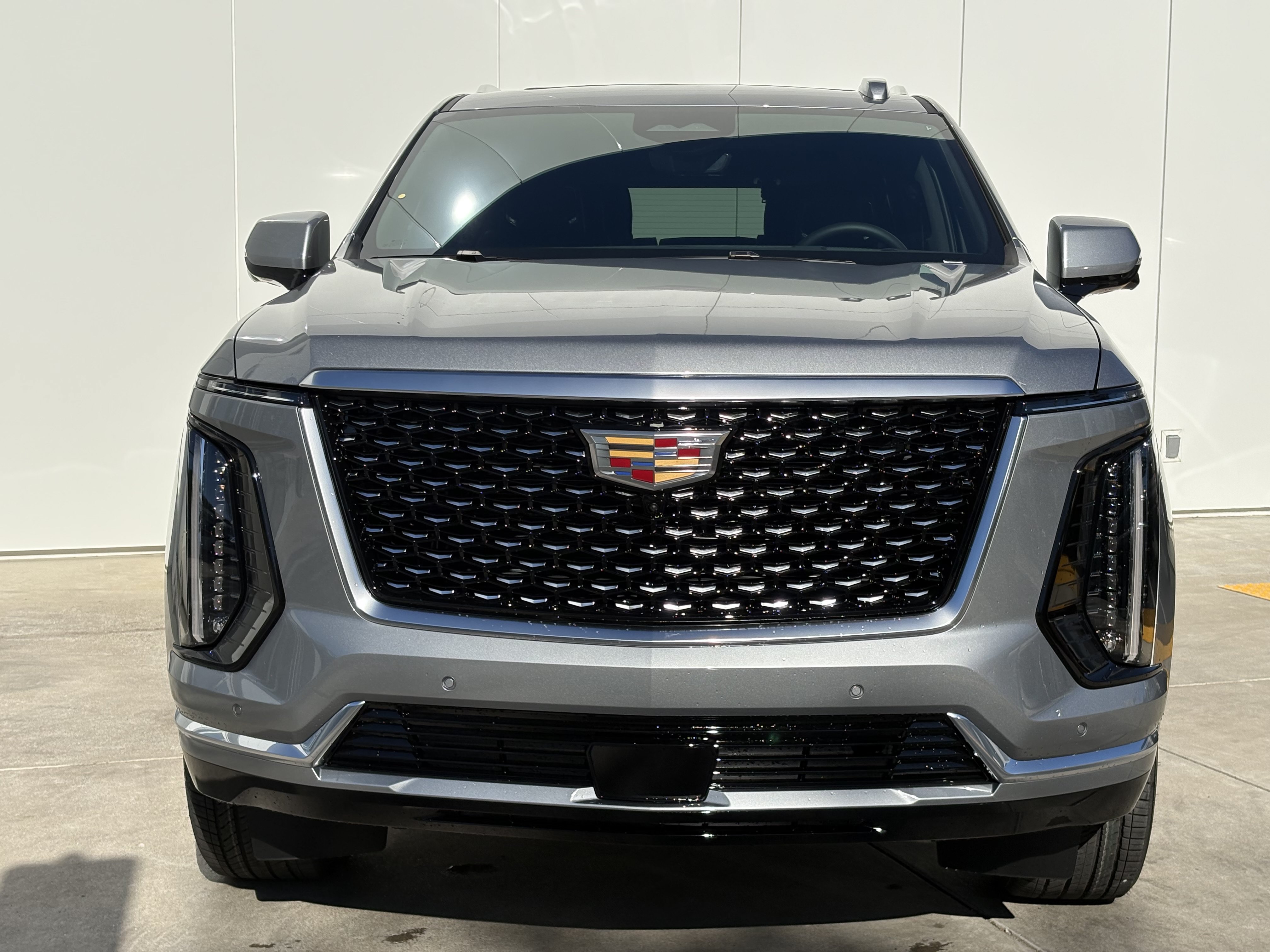 New 2026 Cadillac Escalade Luxury AWD/4WD image 3
