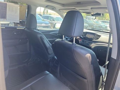 Used 2023 Honda Ridgeline RTL-E image 11