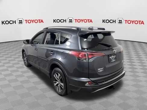 Used 2017 Toyota RAV4 XLE image 7