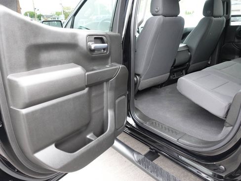 Used 2021 Chevrolet Silverado 1500 Custom w/ Safety Confidence Package AWD/4WD image 19