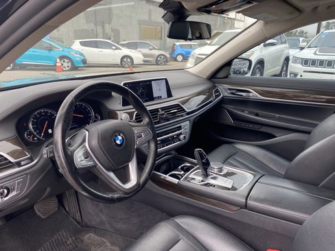 Used 2019 BMW 740i 740i image 12