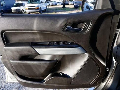 Used 2017 Chevrolet Colorado LT w/ LT Convenience Package image 43