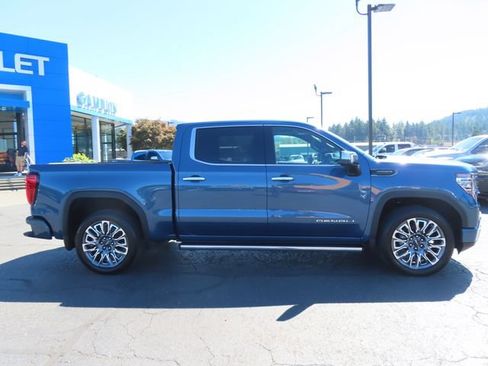 Used 2025 GMC Sierra 1500 Denali Ultimate AWD/4WD image 10