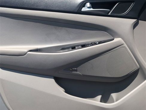 Used 2021 Hyundai Tucson Sport w/ Cargo Package image 21