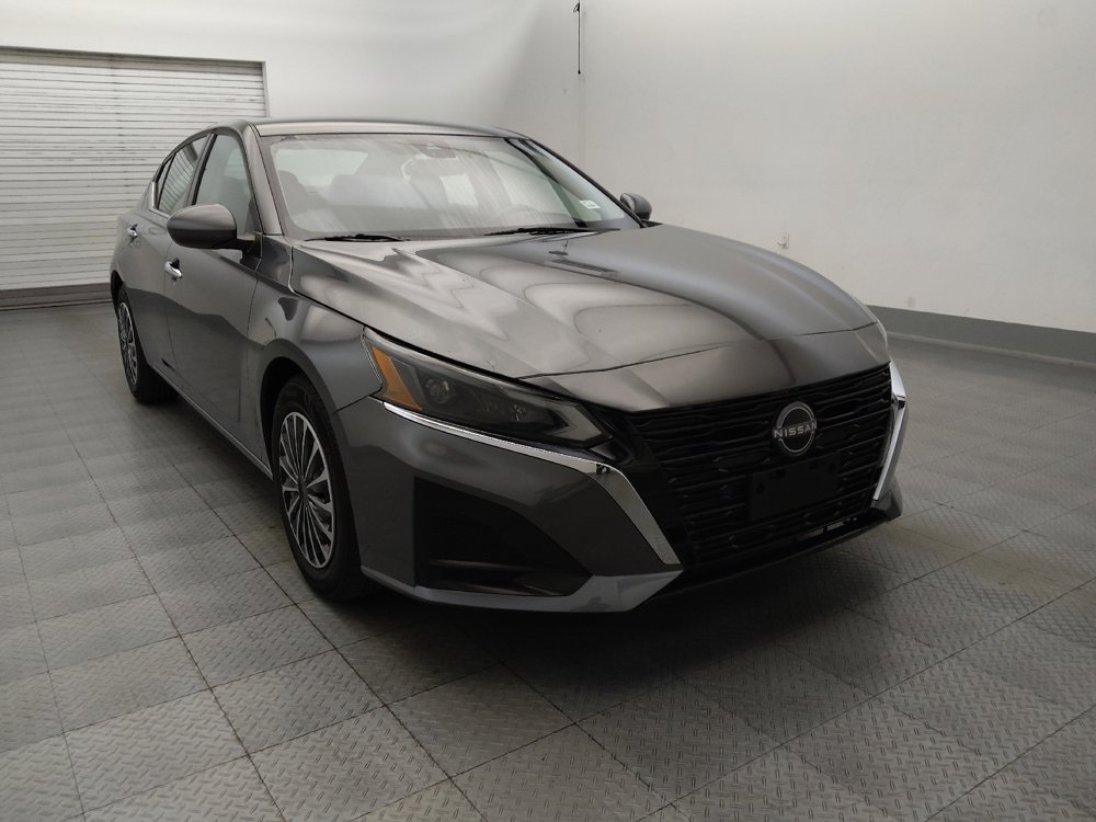 Used 2023 Nissan Altima 2.5 S FWD image 13
