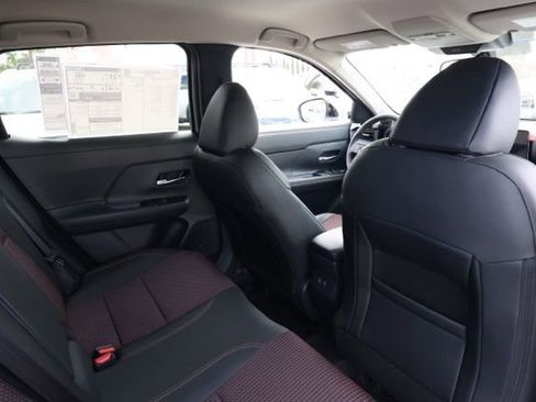 New 2026 Nissan Kicks SR image 17