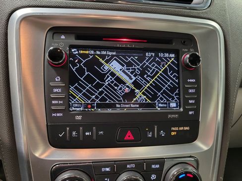 Used 2017 GMC Acadia Limited SLT image 18