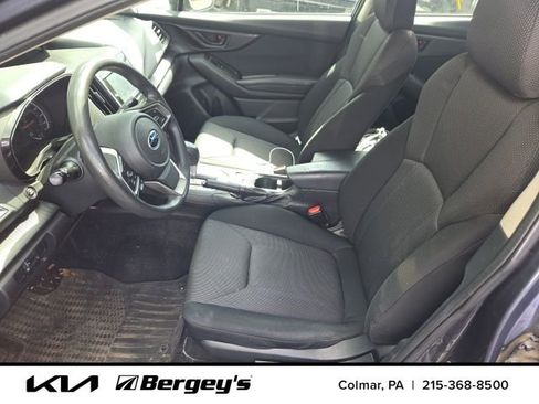 Used 2017 Subaru Impreza 2.0i AWD/4WD image 3