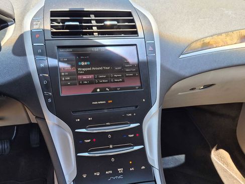 Used 2016 Lincoln MKZ w/ Equipment Group 200A Select FWD image 26