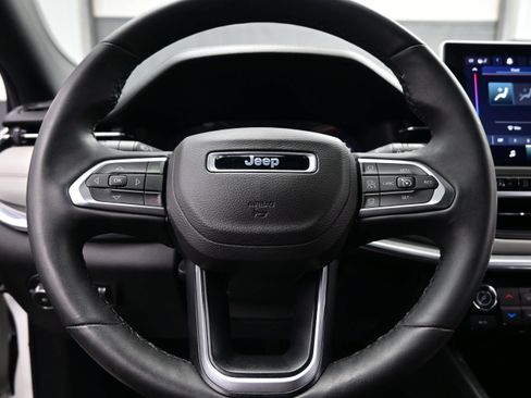 Used 2023 Jeep Compass Limited AWD/4WD image 25