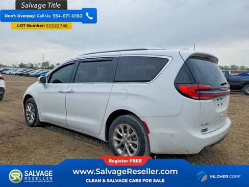 Used 2021 Chrysler Pacifica Touring-L w/ Uconnect Theater Family Group AWD/4WD image 3