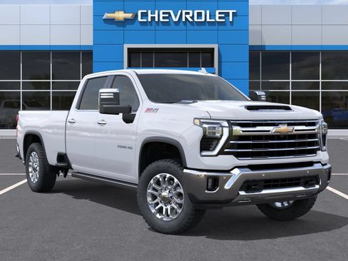 New 2026 Chevrolet Silverado 3500 LTZ w/ LTZ Premium Package AWD/4WD image 7