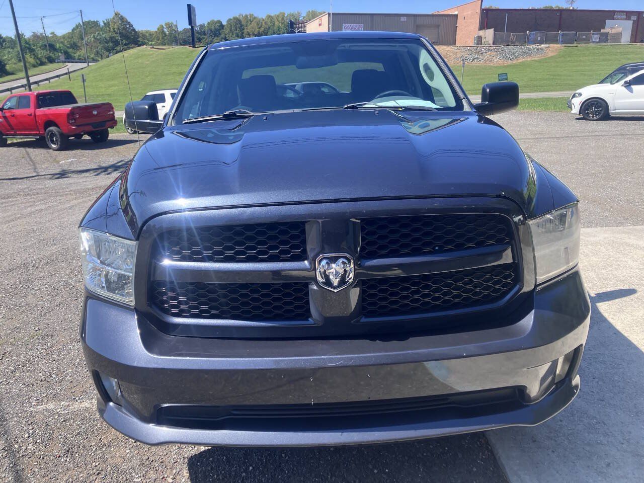 Used 2015 RAM 1500 Express RWD image 2