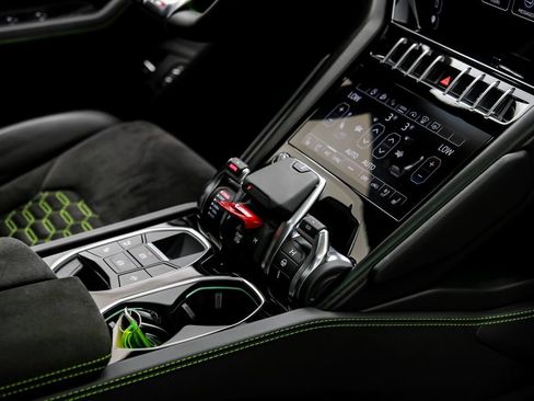 Used 2023 Lamborghini Urus S AWD/4WD image 31