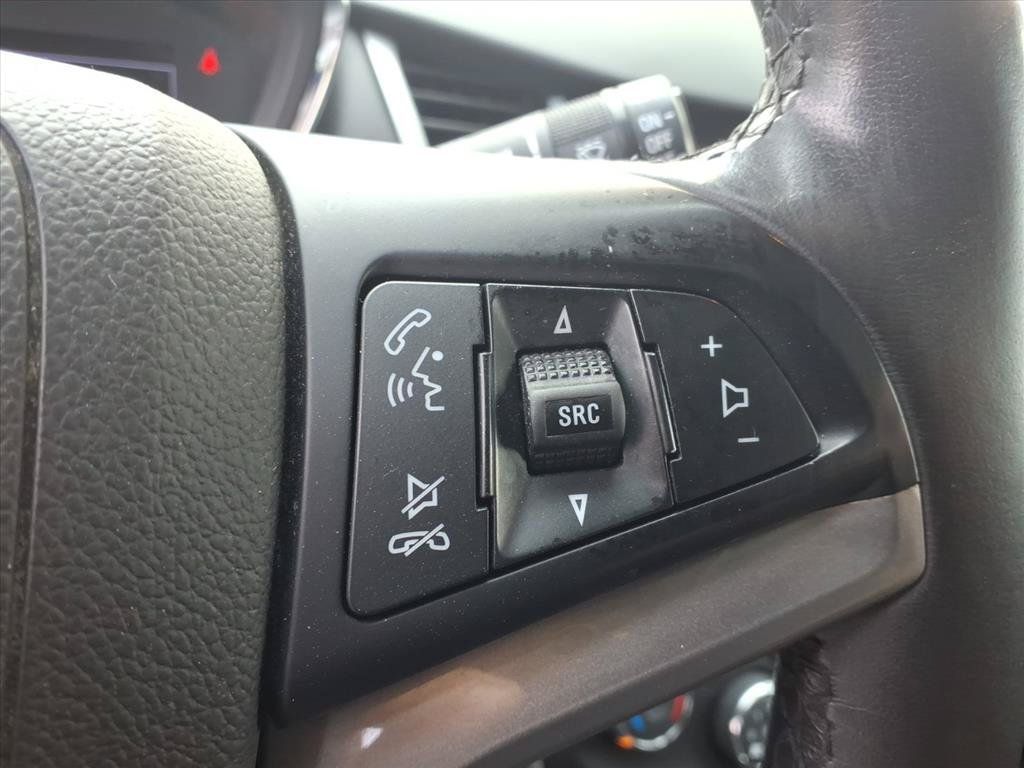 Used 2019 Chevrolet Trax LT w/ LT Convenience Package AWD/4WD image 21