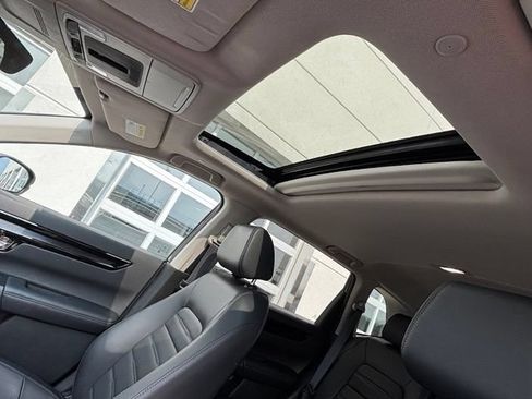 Used 2025 Honda CR-V EX-L image 12