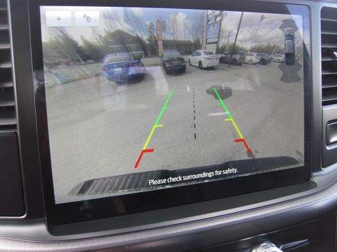 Used 2023 Ford F150 Platinum image 22