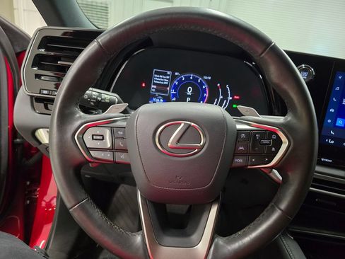 Used 2024 Lexus RX 350 FWD w/ Technology Package image 17