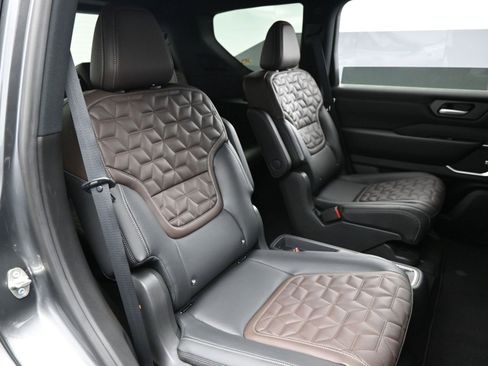 New 2026 Nissan Armada Platinum Reserve image 13