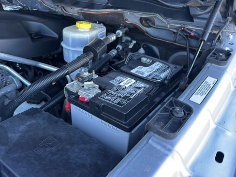 Used 2018 RAM 2500 Tradesman w/ Chrome Appearance Group image 29