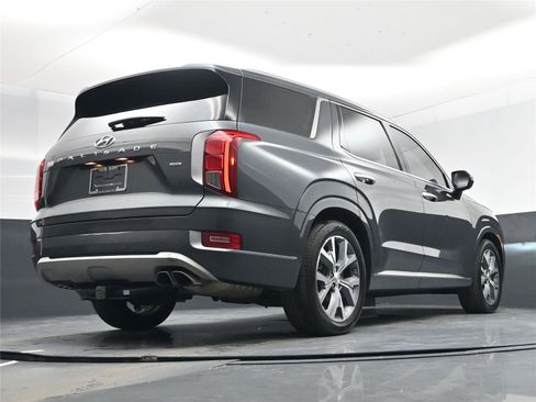 Used 2021 Hyundai Palisade Limited image 23