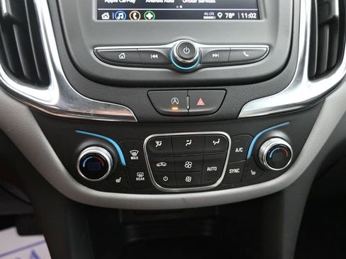 Used 2024 Chevrolet Equinox LT image 19