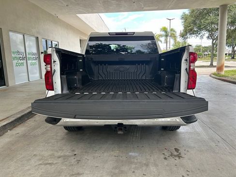 Used 2023 Chevrolet Silverado 1500 LT RWD image 36
