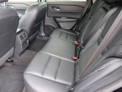 Certified 2023 Nissan Rogue SL AWD/4WD image 17
