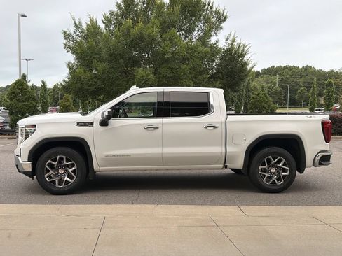 Used 2025 GMC Sierra 1500 SLT AWD/4WD image 8