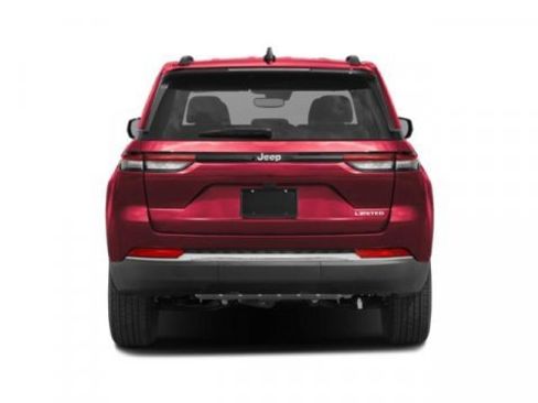 New 2025 Jeep Grand Cherokee Limited w/ Luxury Tech Group II AWD/4WD image 5