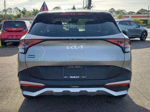 Certified 2024 Kia Sportage LX AWD/4WD image 5