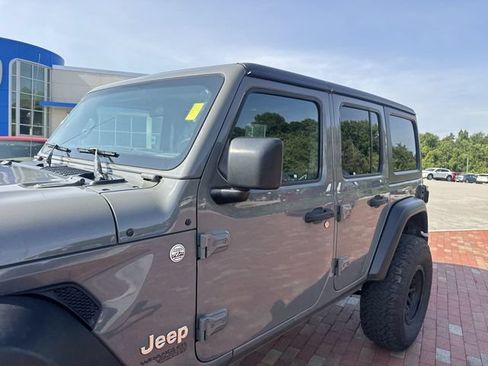 Used 2020 Jeep Wrangler Unlimited Sport S AWD/4WD image 5