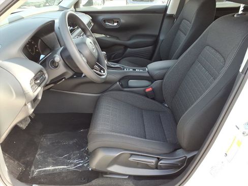 New 2026 Honda HR-V LX image 7