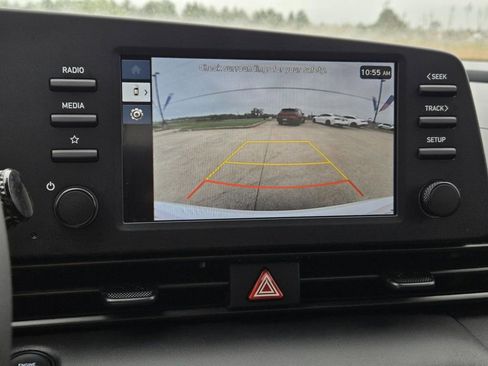 Certified 2025 Hyundai Elantra Sport FWD image 13