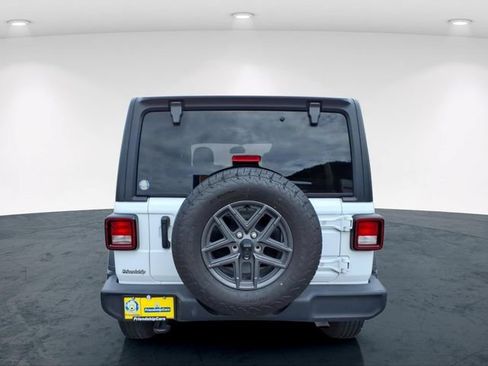 Used 2024 Jeep Wrangler Unlimited Sport AWD/4WD image 10