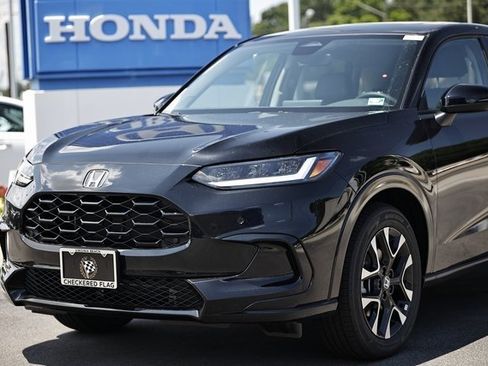 New 2026 Honda HR-V EX-L image 2