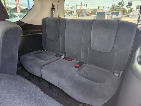 Used 2018 Nissan Armada SV w/ Driver Package RWD image 17