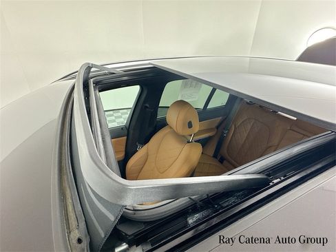 Used 2023 BMW X5 xDrive40i w/ Executive Package image 23