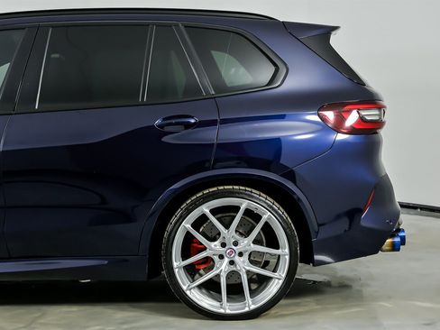 Used 2021 BMW X5 M w/ Competition Package image 9