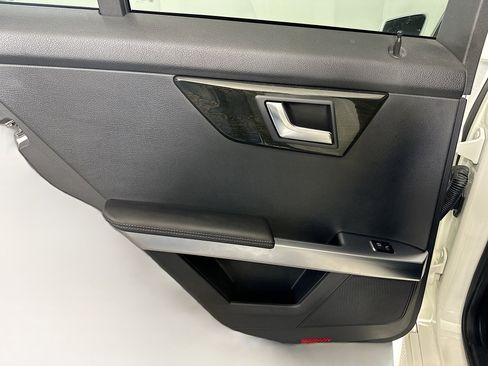 Used 2015 Mercedes-Benz GLK 250 BlueTEC 4MATIC image 26