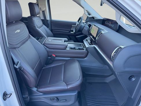 New 2025 Ford Expedition Platinum w/ Platinum Ultimate Package image 14