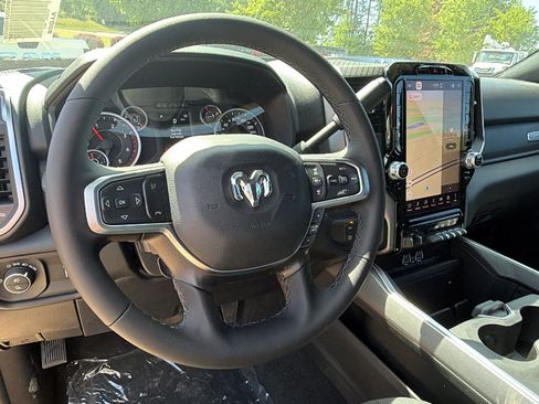 New 2026 RAM 2500 Big Horn AWD/4WD image 21