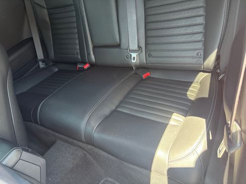Used 2012 Dodge Challenger R/T RWD image 21