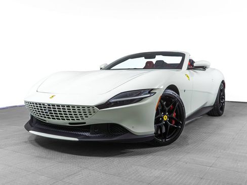 Certified 2025 Ferrari Roma Spider RWD image 1