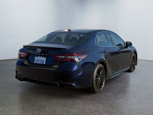 Used 2021 Toyota Camry XSE w/ Cold Weather Package image 5