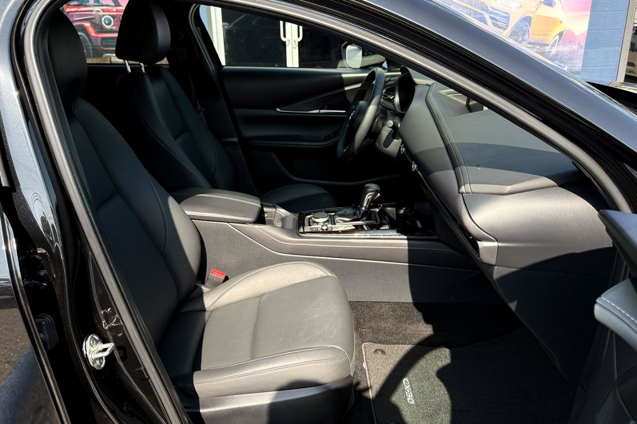 Used 2024 MAZDA CX-30 AWD 2.5 S w/ Select Sport Pkg image 18