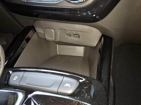 New 2026 Chevrolet Trax LT w/ LT Convenience Package FWD image 21