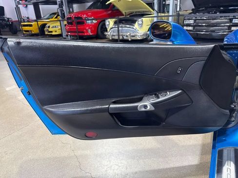 Used 2009 Chevrolet Corvette Convertible RWD image 12