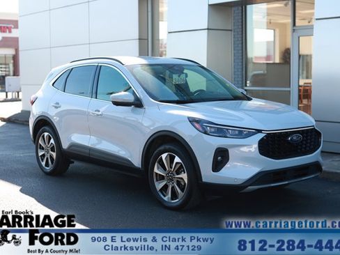 Certified 2025 Ford Escape Platinum w/ Premium Technology Package AWD/4WD image 1