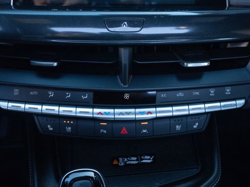 Used 2022 Cadillac CT4 Premium Luxury image 33